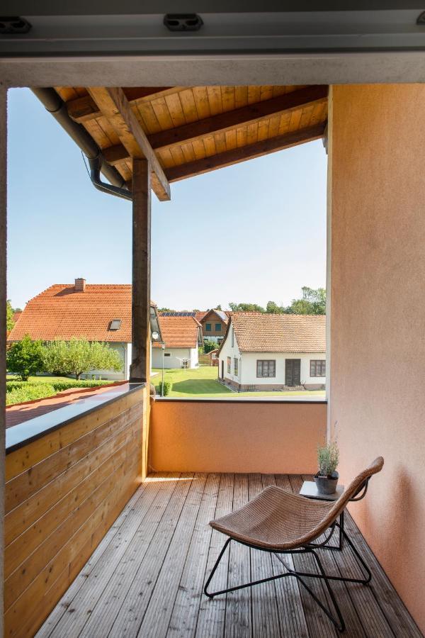 Hotel Altneudörflerhof Bad Radkersburg Exteriör bild