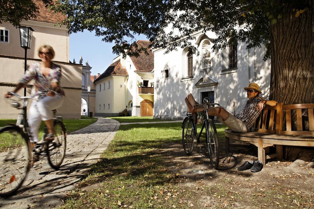 Hotel Altneudörflerhof Bad Radkersburg Exteriör bild