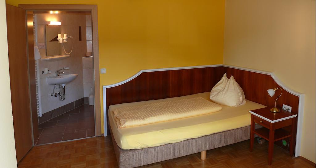Hotel Altneudörflerhof Bad Radkersburg Rum bild